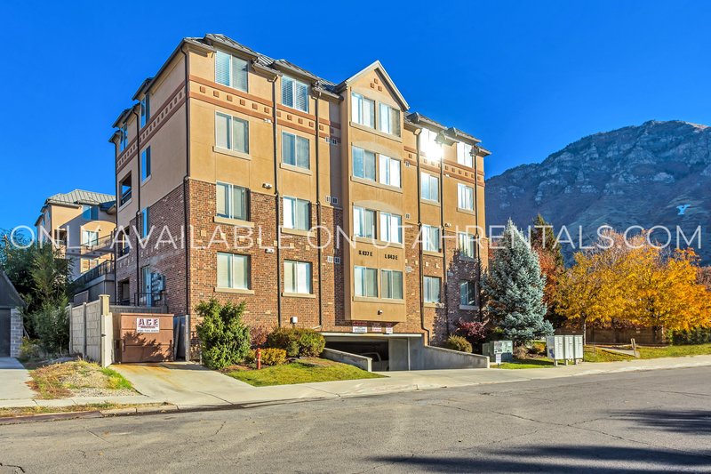 Private Bedroom at Lanai Apartments L2 property image