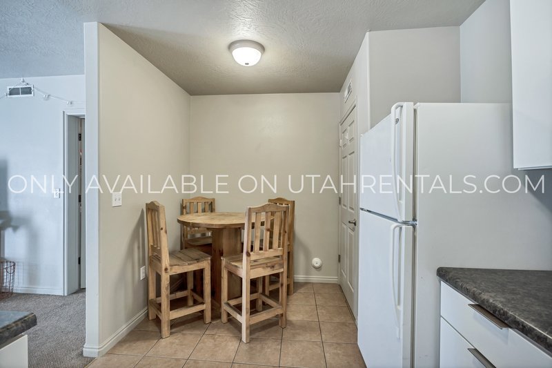 4 Furnished Private Bedrooms at Lanai L2 property image