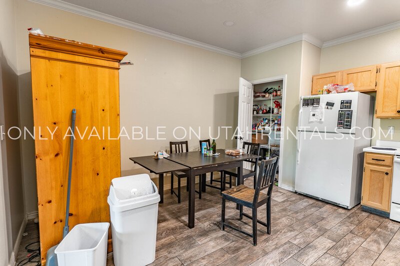 3 Private Bedrooms at Belmont! property image