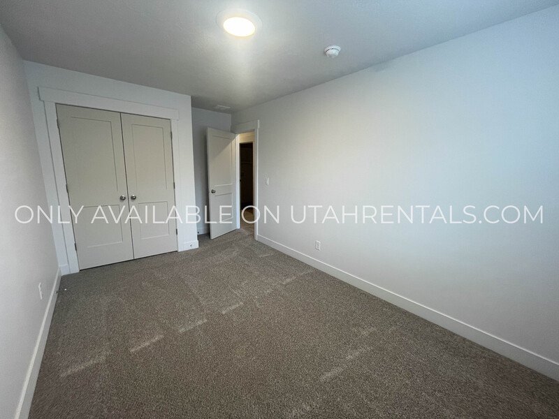 Brand New Townhome in Springville property image