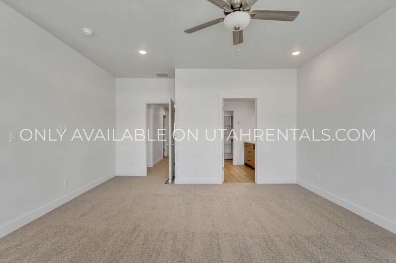 Brand New Townhome in Springville property image