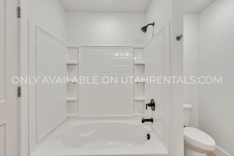 Brand New Townhome in Springville property image