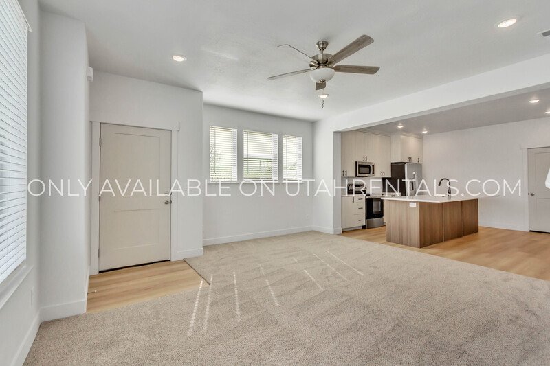 New Townhome in Springville Available now! property image