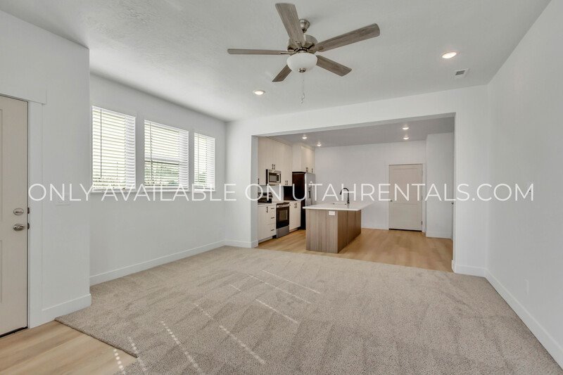 New Townhome in Springville Available now! property image