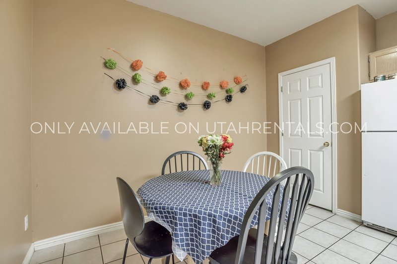 Two Private Bedrooms at Belmont! property image