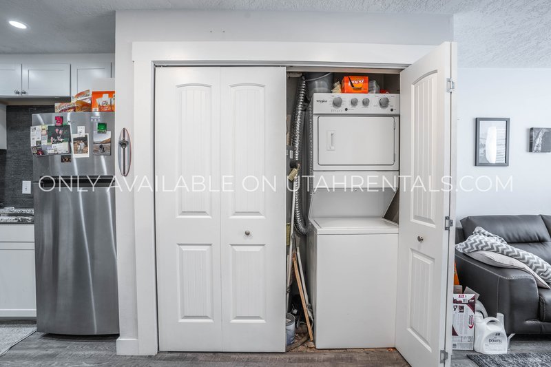 Private Room & Bathroom at The Avenues! property image