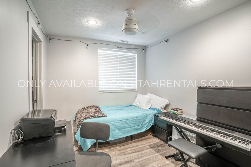 Private Room & Bathroom at The Avenues! property image