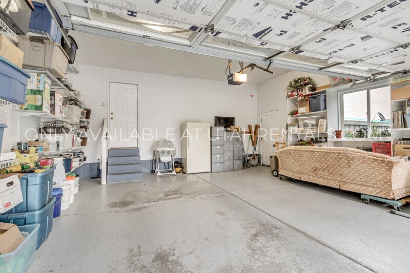 3 Bed 2 Bath Canyon Meadow Condo property image