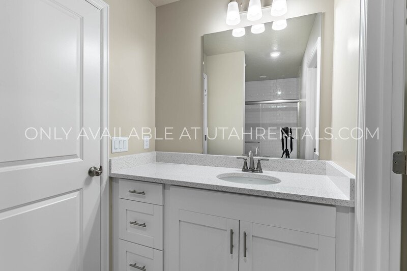 Brand New Saratoga Springs Home! property image