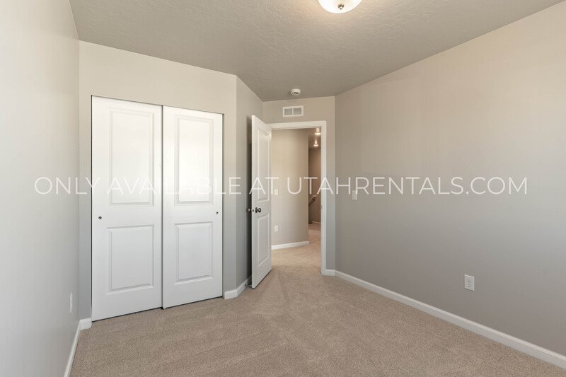 Brand New Saratoga Springs Home! property image