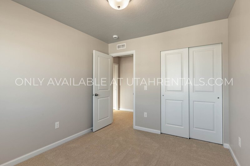 Brand New Saratoga Springs Home! property image