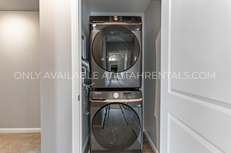 Brand New Saratoga Springs Home! property image