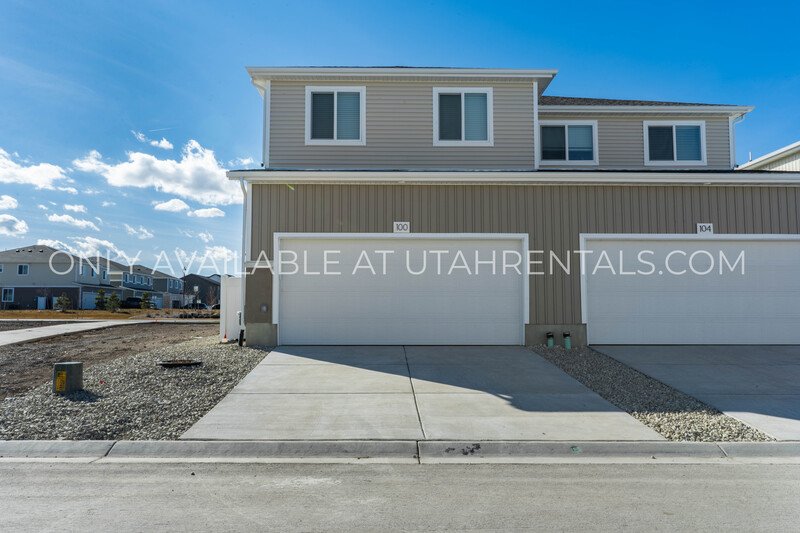 Brand New Saratoga Springs Home! property image