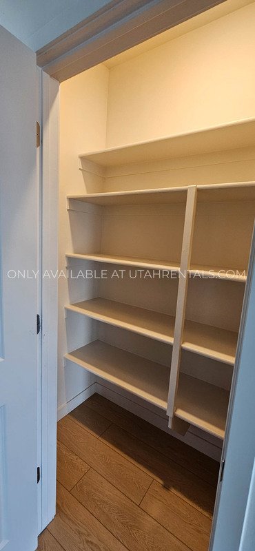 Large Spanish Fork townhome property image