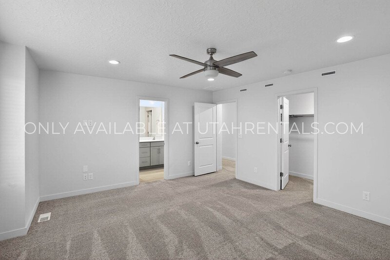 Large Spanish Fork townhome property image