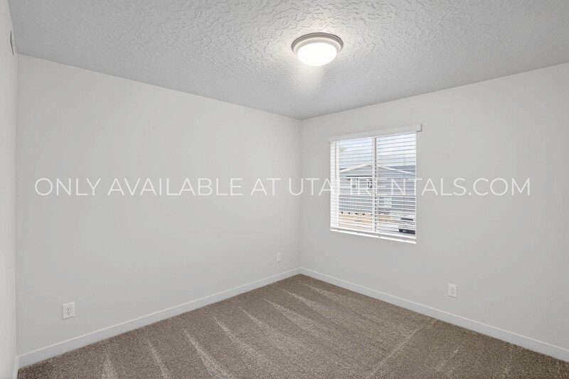 Large Spanish Fork townhome property image