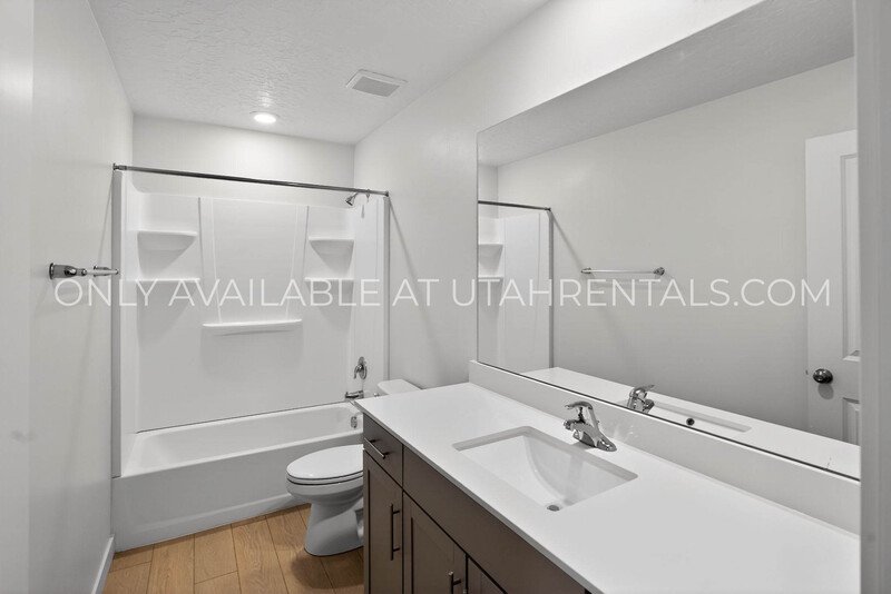 Large Spanish Fork townhome property image