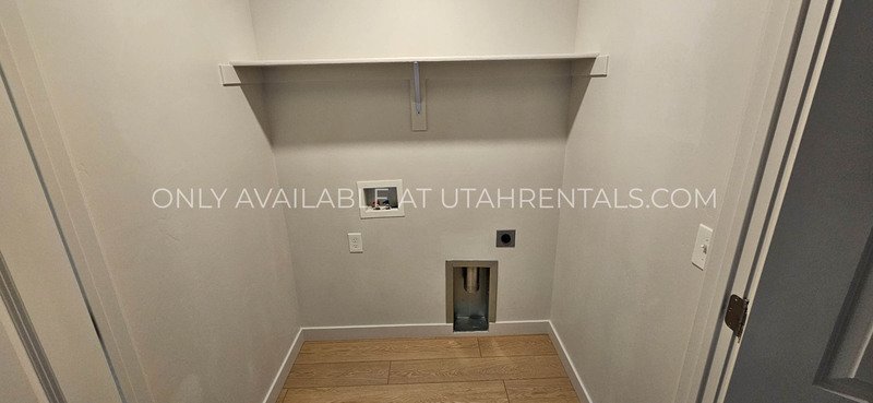 Large Spanish Fork townhome property image