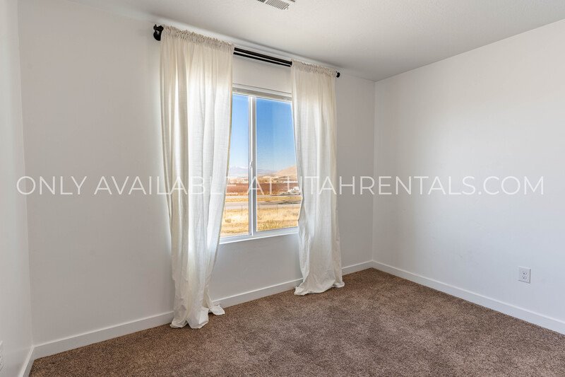 Santaquin 3 bed, 2.5 bath house! property image