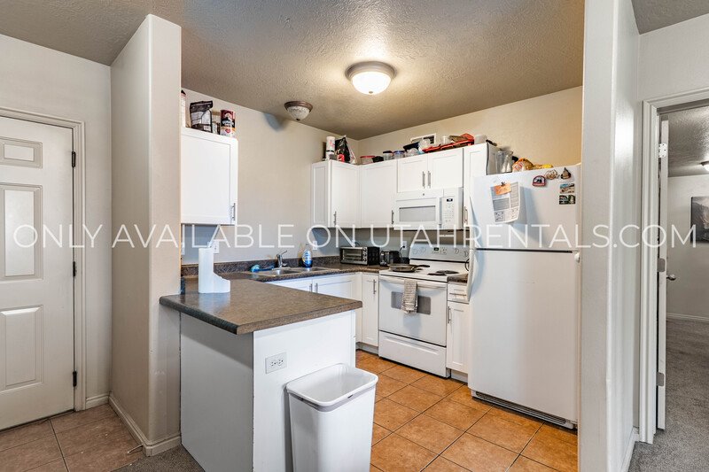 F2 - Rm3 (Mid Right) property image