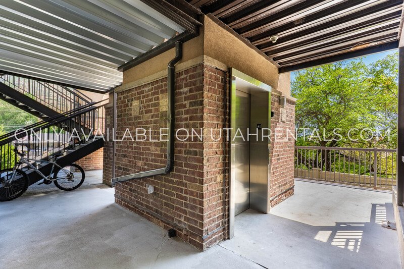 F2 - Rm3 (Mid Right) property image