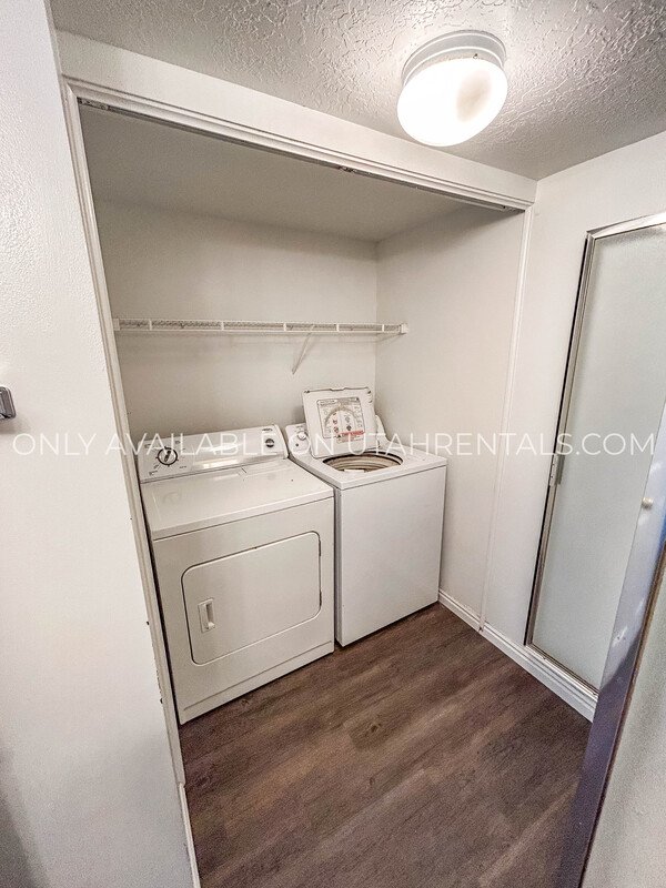 Beautiful 2nd Floor Condo! property image
