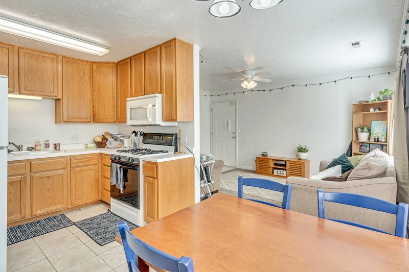 Private and Shared Room Available at Santa Barbara property image