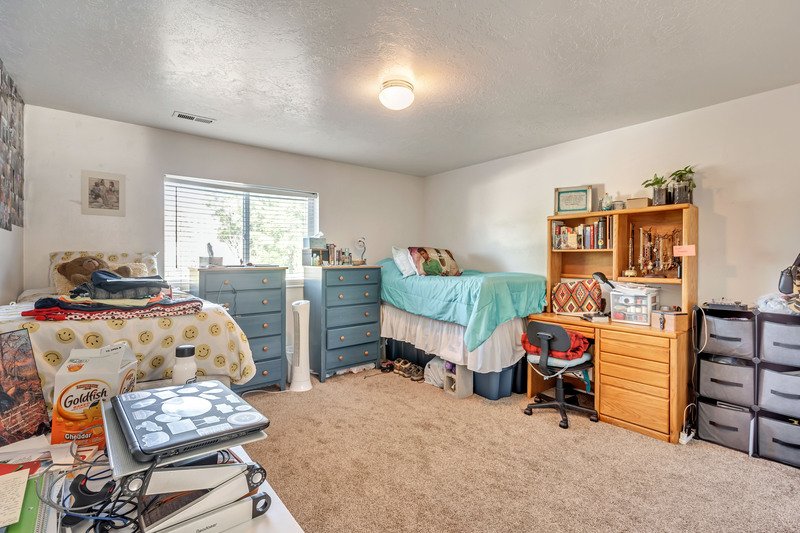 Private and Shared Room Available at Santa Barbara property image