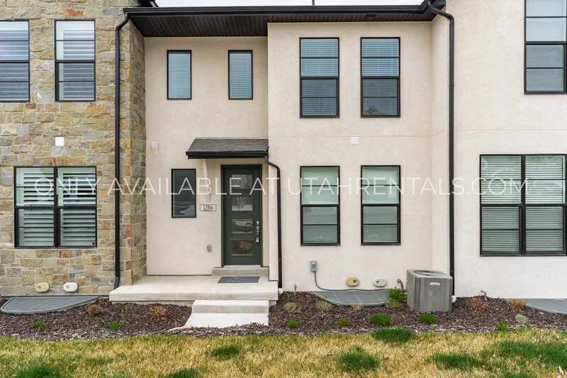 Just built custom Heber townhome! property image