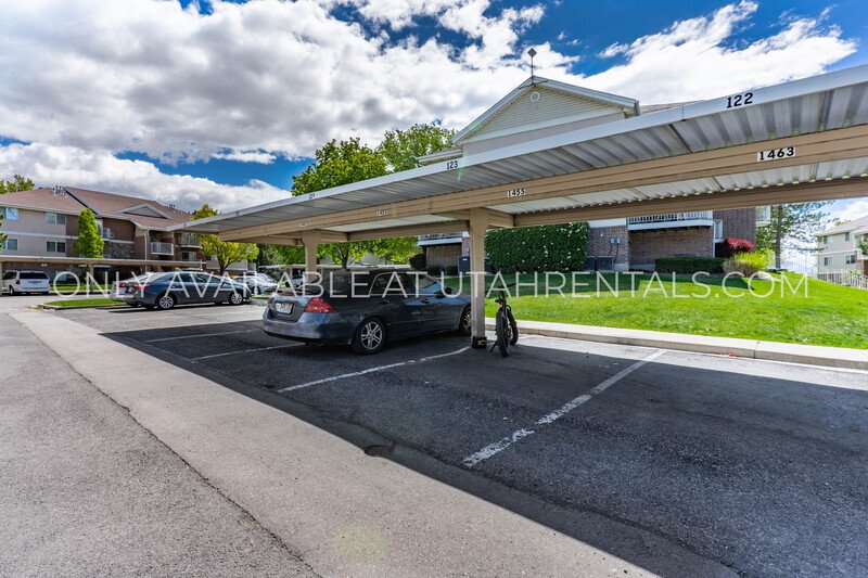 Beautiful 2nd Floor Condo! property image