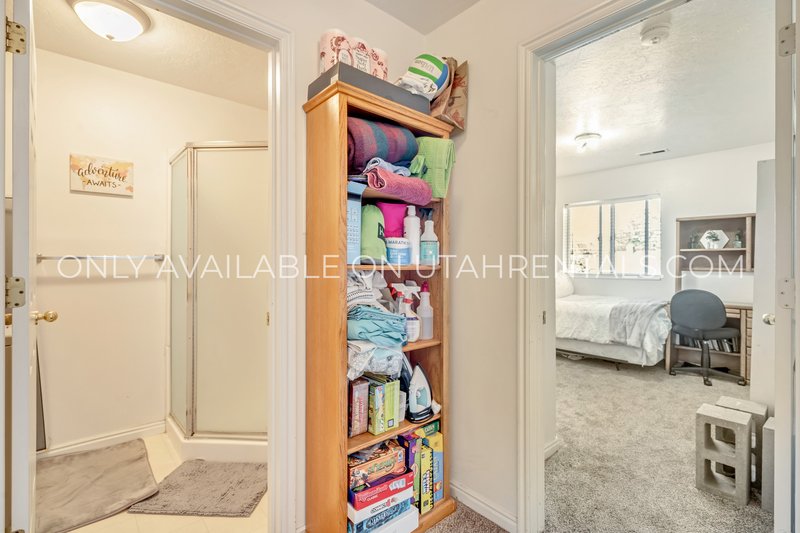 Private and Shared Room Available at Santa Barbara property image