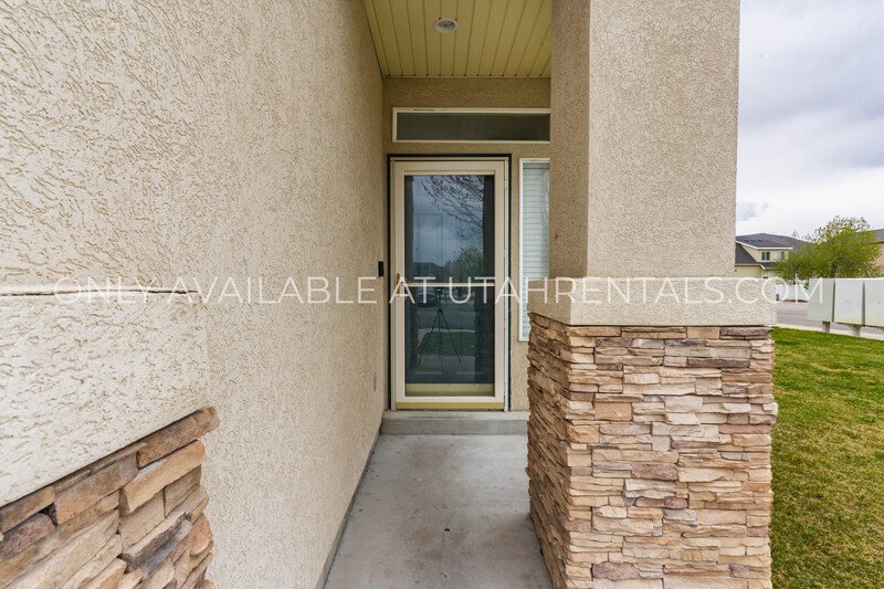 Spacious Heber Townhome property image