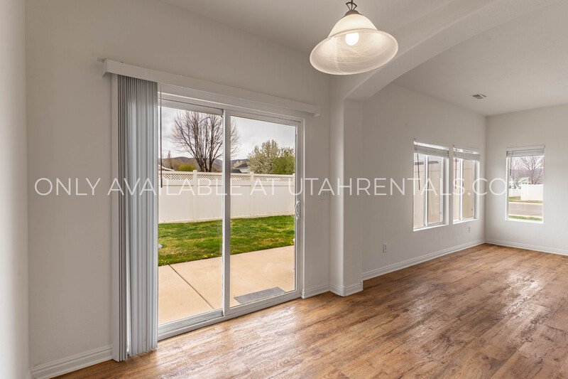 Spacious Heber Townhome property image