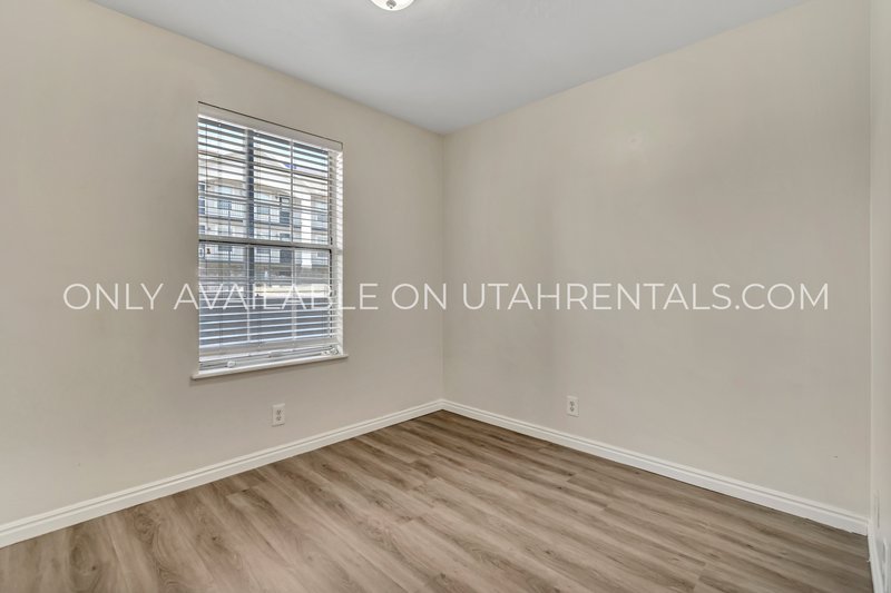 2 Bedrooms | 1 Bathroom | 782 Sq. Ft. property image