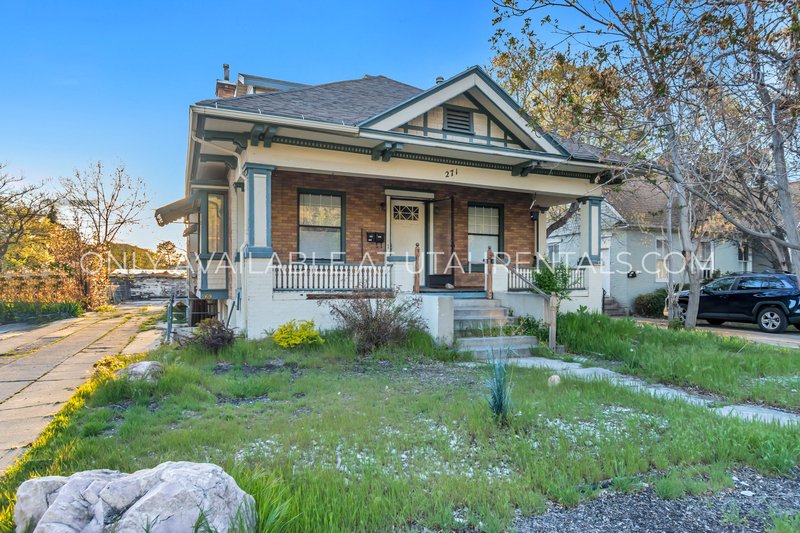 Beautiful, spacious 3 bedroom, 1 bath, Basement Unit property image