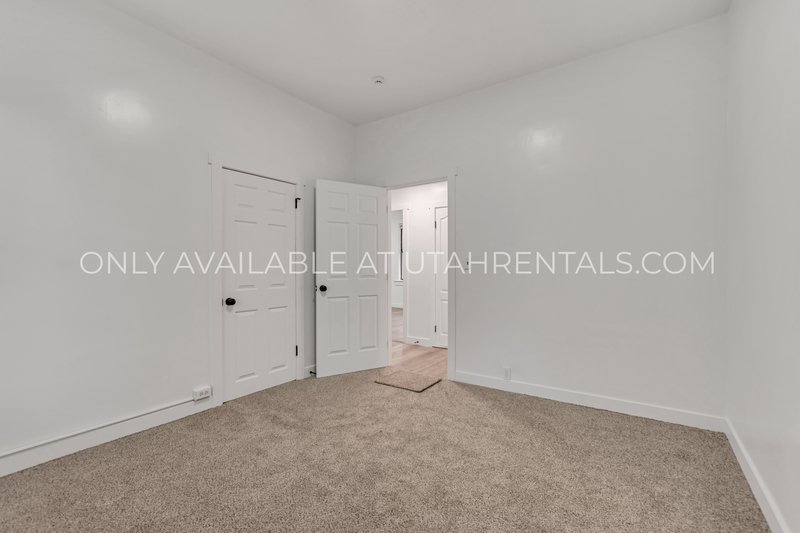 Newly Remodeled 5 Bed 2 Bath House in Provo property image