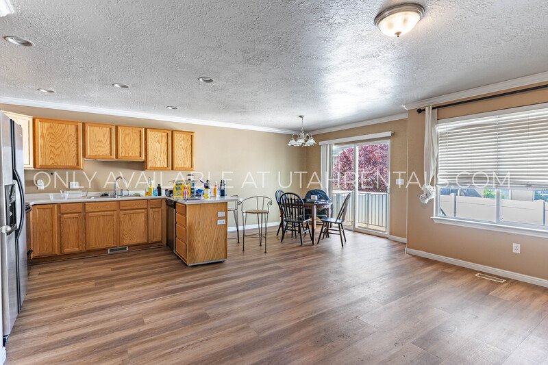 Beautiful 3-bed Provo Townhome! property image