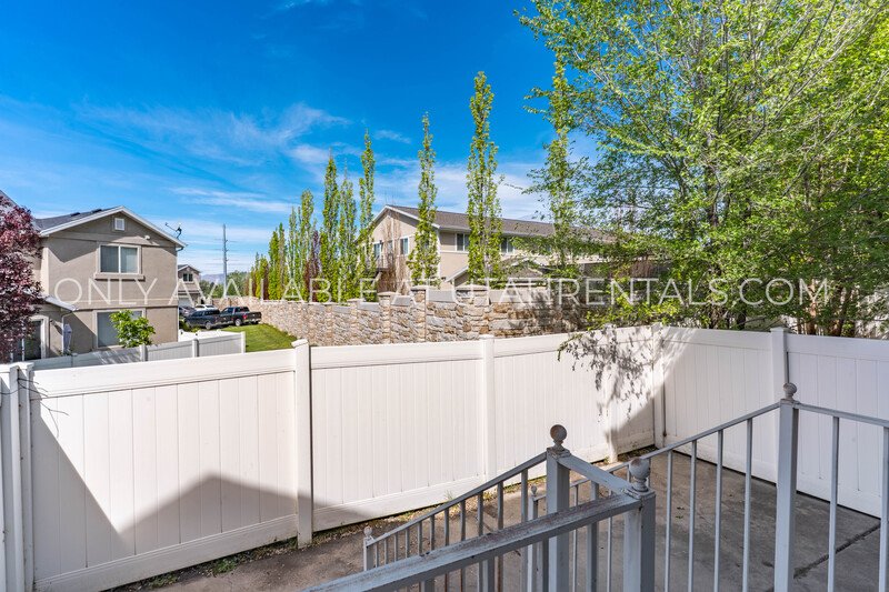 Beautiful 3-bed Provo Townhome! property image