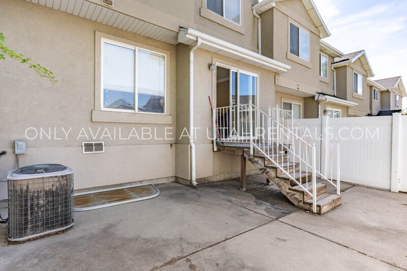 Beautiful 3-bed Provo Townhome! property image