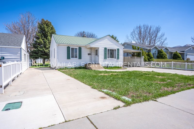 Clean and Quaint Home property image