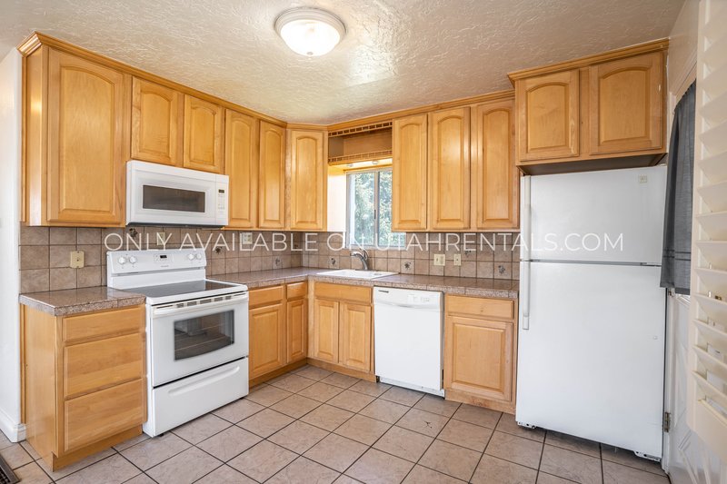 Clean and Quaint Home property image