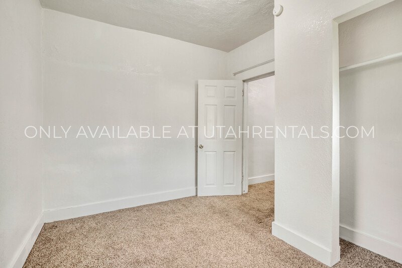 Great 4 bedroom 3 bathroom home in SLC! property image