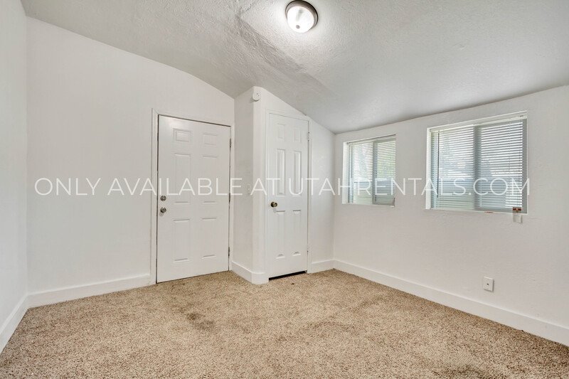 Great 4 bedroom 3 bathroom home in SLC! property image
