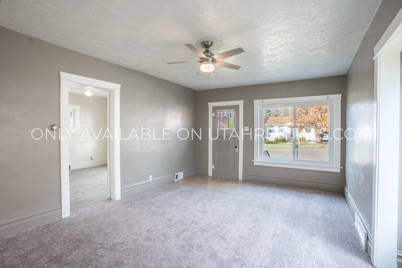 Charming & Spacious 3-Bed Home property image