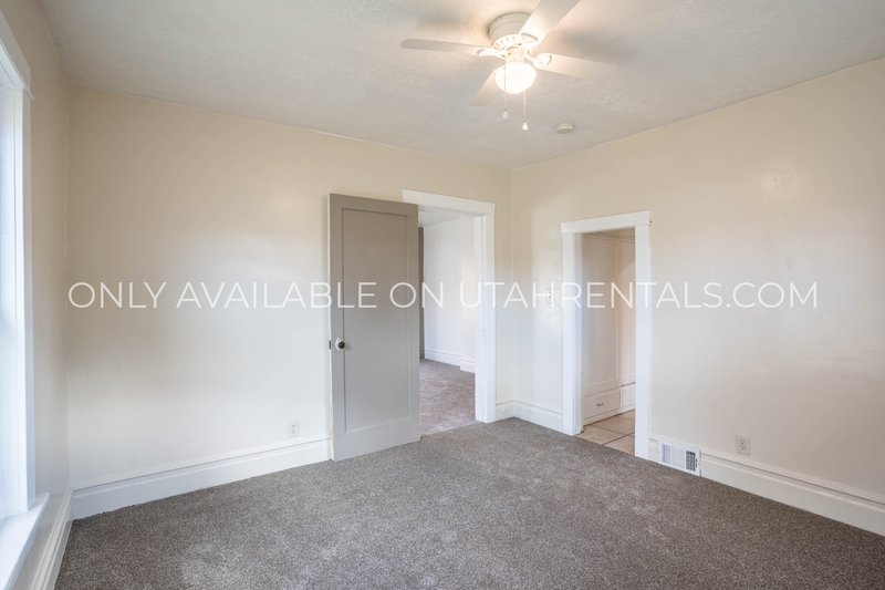 Charming & Spacious 3-Bed Home property image