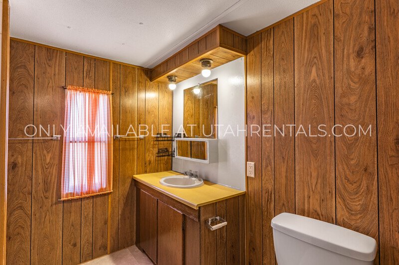 Spacious Trailer in Santaquin property image