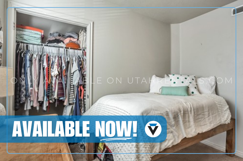 Private Bedroom at Lanai Apartments L2 property image