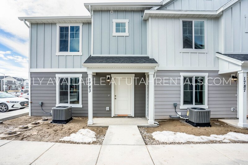 Beautiful and Brand New Townhouse property image