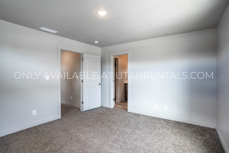 Beautiful and Brand New Townhouse property image