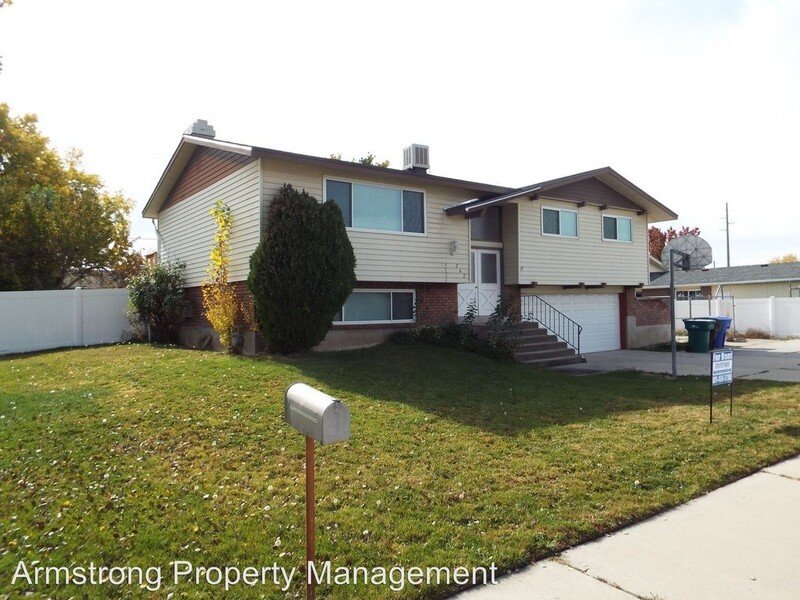 Beautiful 4-Bed, 3-Bath Orem Home with Spacious Yards & Decks property image